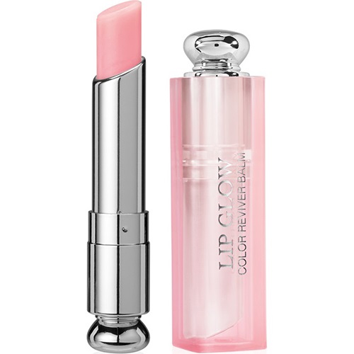 Son dưỡng Dior – Dior Addict Lip 001 Pink ngọt ngào và là màu sắc không thể thiếu đối với các tín đồ yêu thích màu hồng lãng mạn.
